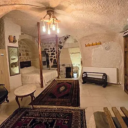 Uchisar Cave House 4* Невшехир