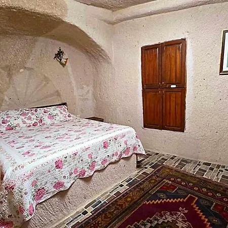 Uchisar Cave House 4* Невшехир